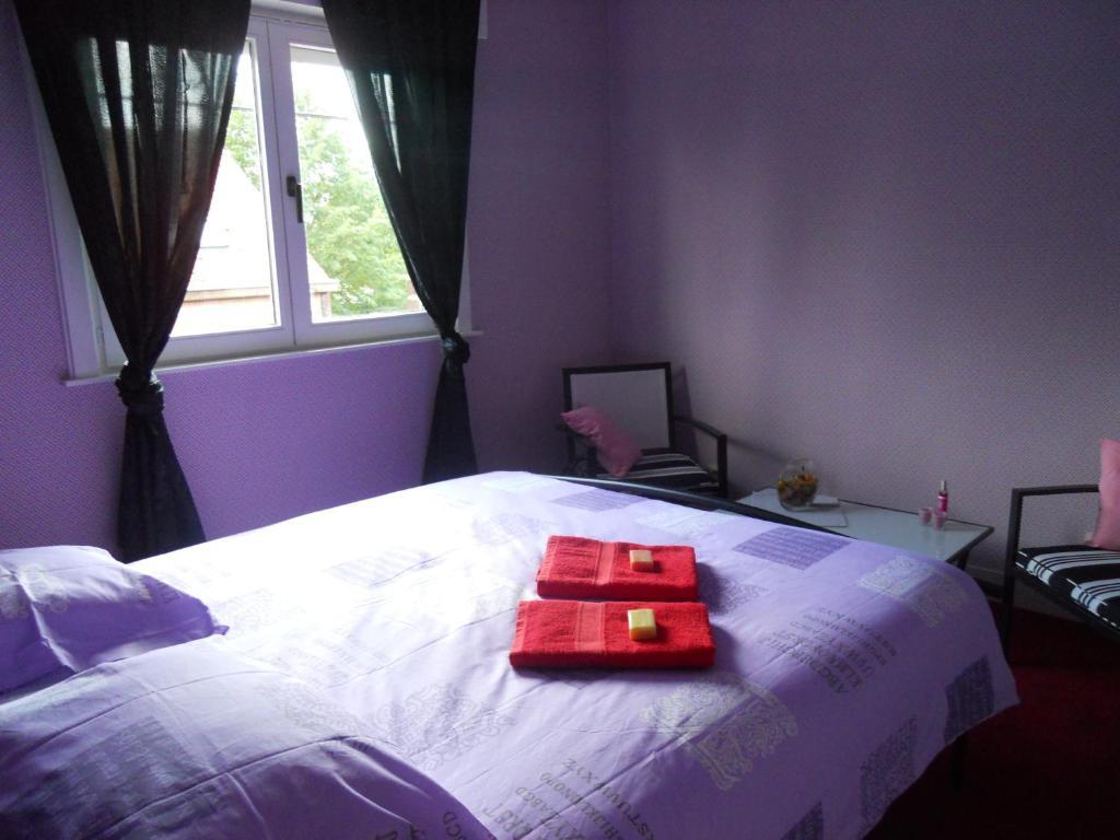 Huis De Wilde Wingerd Hotel Ypres Habitación foto